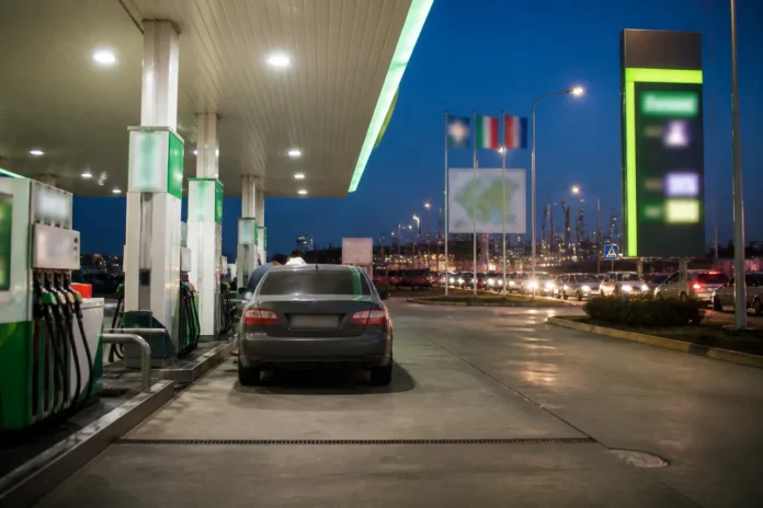 De ce motorina costă mai mult în România decât în Bulgaria și Ungaria De ce motorina costă mai mult în România decât în Bulgaria și Ungaria