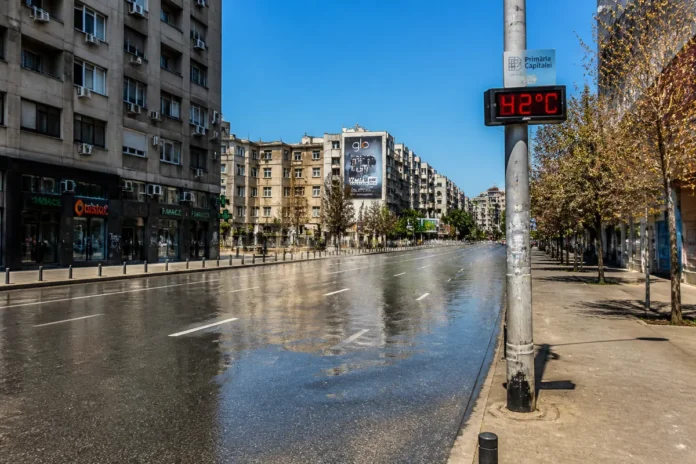 Val de căldură extrem până vineri: 41 de grade în vest, nopți tropicale în București Val de căldură extrem până vineri