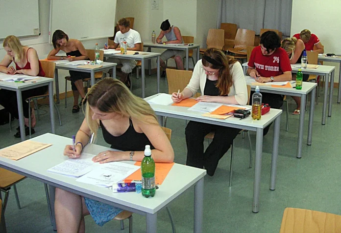 Lazăr, Vianu și Moisil, în fruntea clasamentului școlilor din București pentru 2026–2027