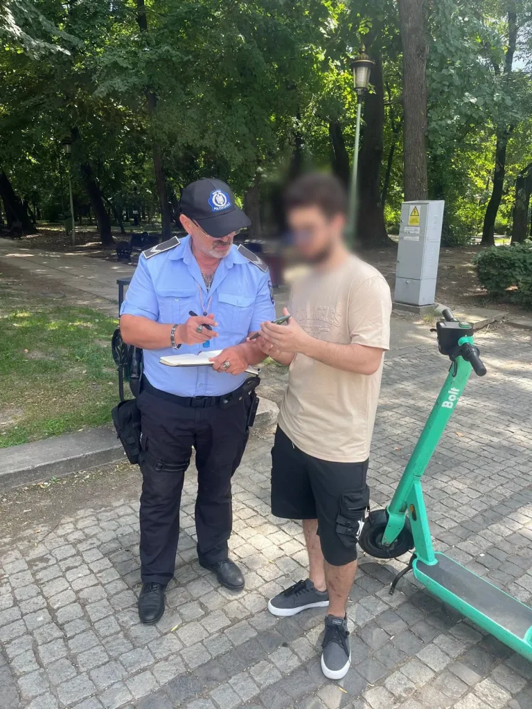 PMB cere blocarea trotinetelor electrice de închiriat în parcurile din București