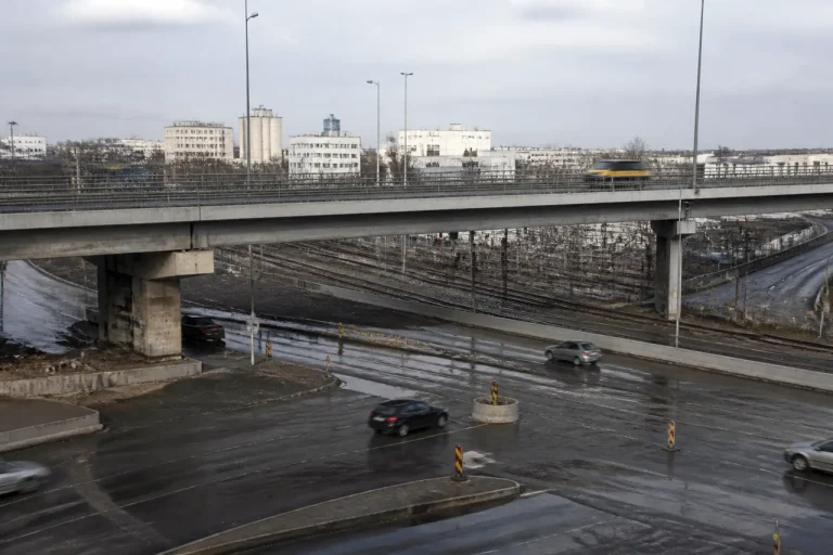 Podul Constanța din București va fi reconstruit și lărgit. Ciucu anunță studiul și proiectarea