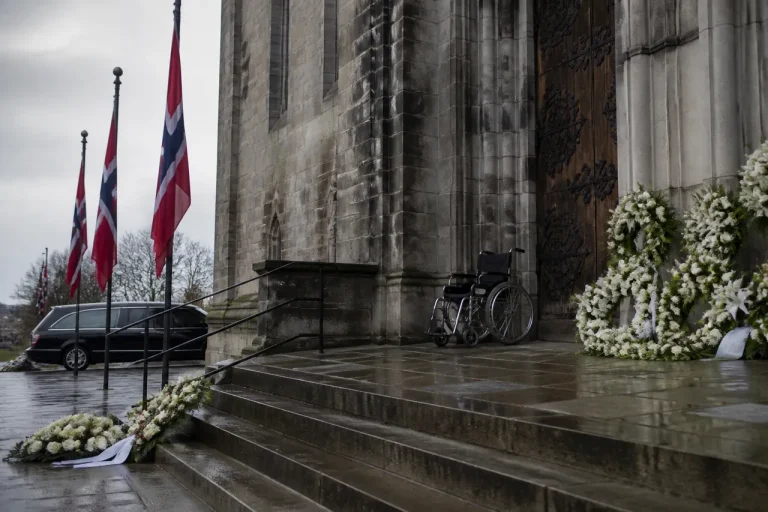 Prințesa Astrid a Norvegiei a murit la 94 de ani, la scurt timp după funeraliile fratelui său