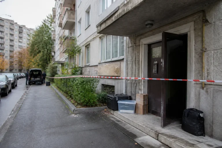Rapperul suedez Haval Khalil, prins în București cu arme și vestă antiglonț