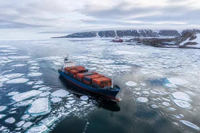 Ruta arctică schimbă comerțul dintre Asia și Europa și întărește poziția Rusiei Ruta arctică schimbă comerțul dintre Asia și Europa și întărește poziția Rusiei