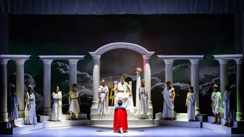 „Zeii Olimpului – Prometeu și Focul”, premieră la Teatrul Muzical Ambasadorii