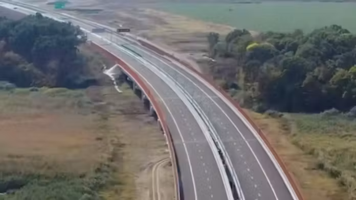 A0 Nord se extinde: 13 kilometri legați de A2 vor fi deschiși luni A0 Nord se extinde: 13 kilometri legați de A2 vor fi deschiși luni