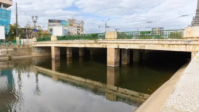 Podul Operei din București intră în reabilitare. Lucrările vor dura 24 de luni Podul Operei din București intră în reabilitare. Lucrările vor dura 24 de luni