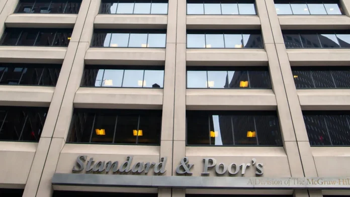 S&P decidează ratingul României